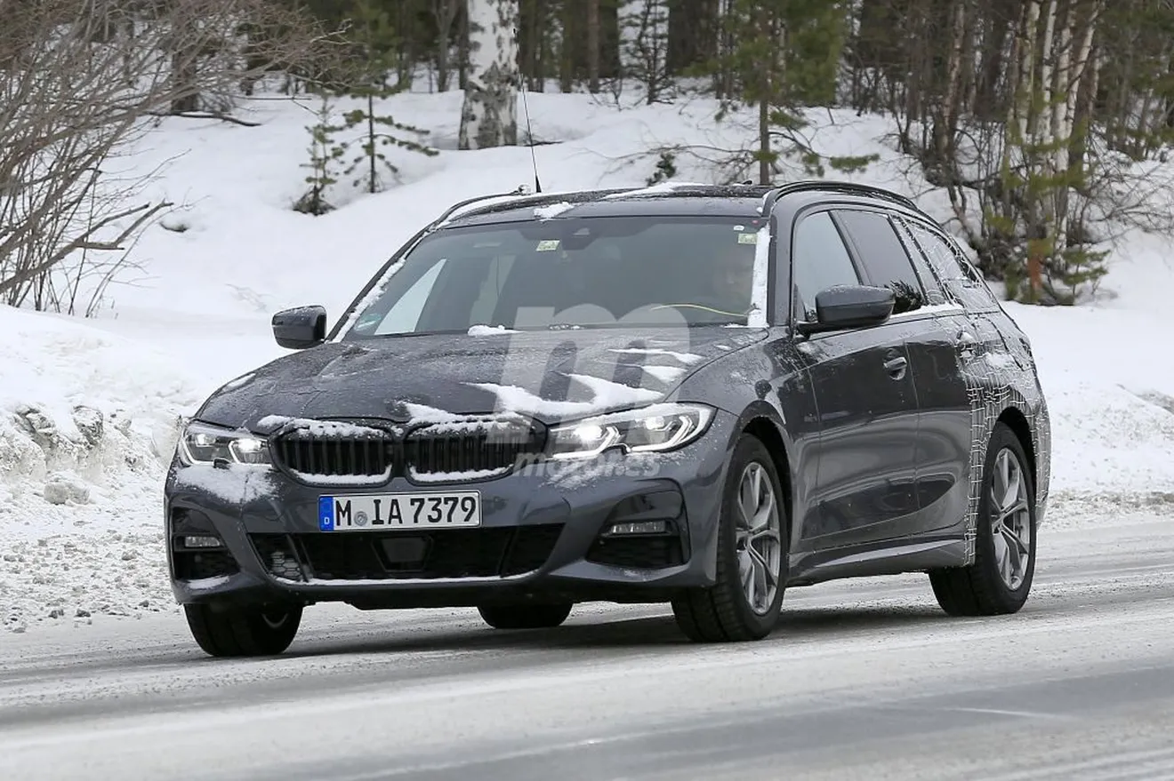 El nuevo BMW Serie 3 Touring casi al desnudo en Suecia