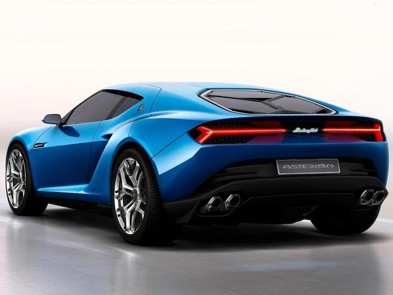Lamborghini ya trabaja en un cuarto modelo, un Gran Turismo que ya está en camino