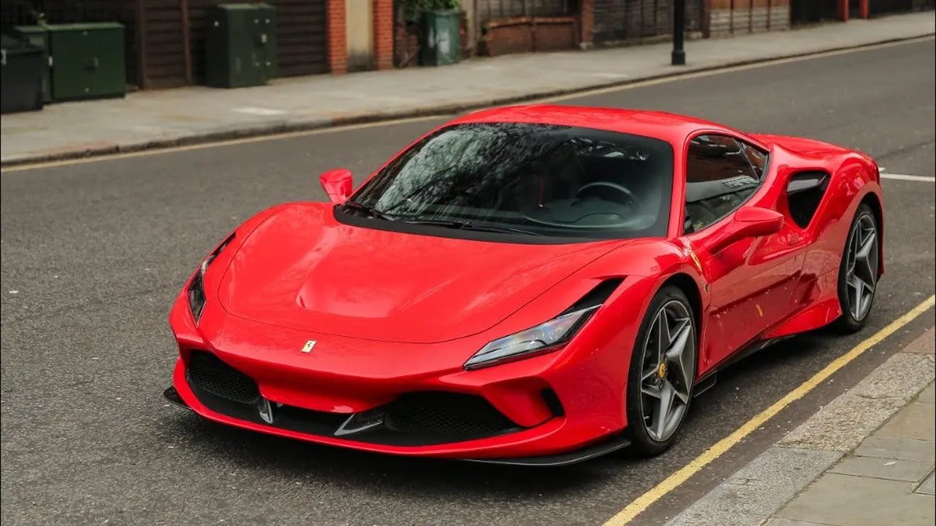 Así luce el nuevo Ferrari F8 Tributo en la calle