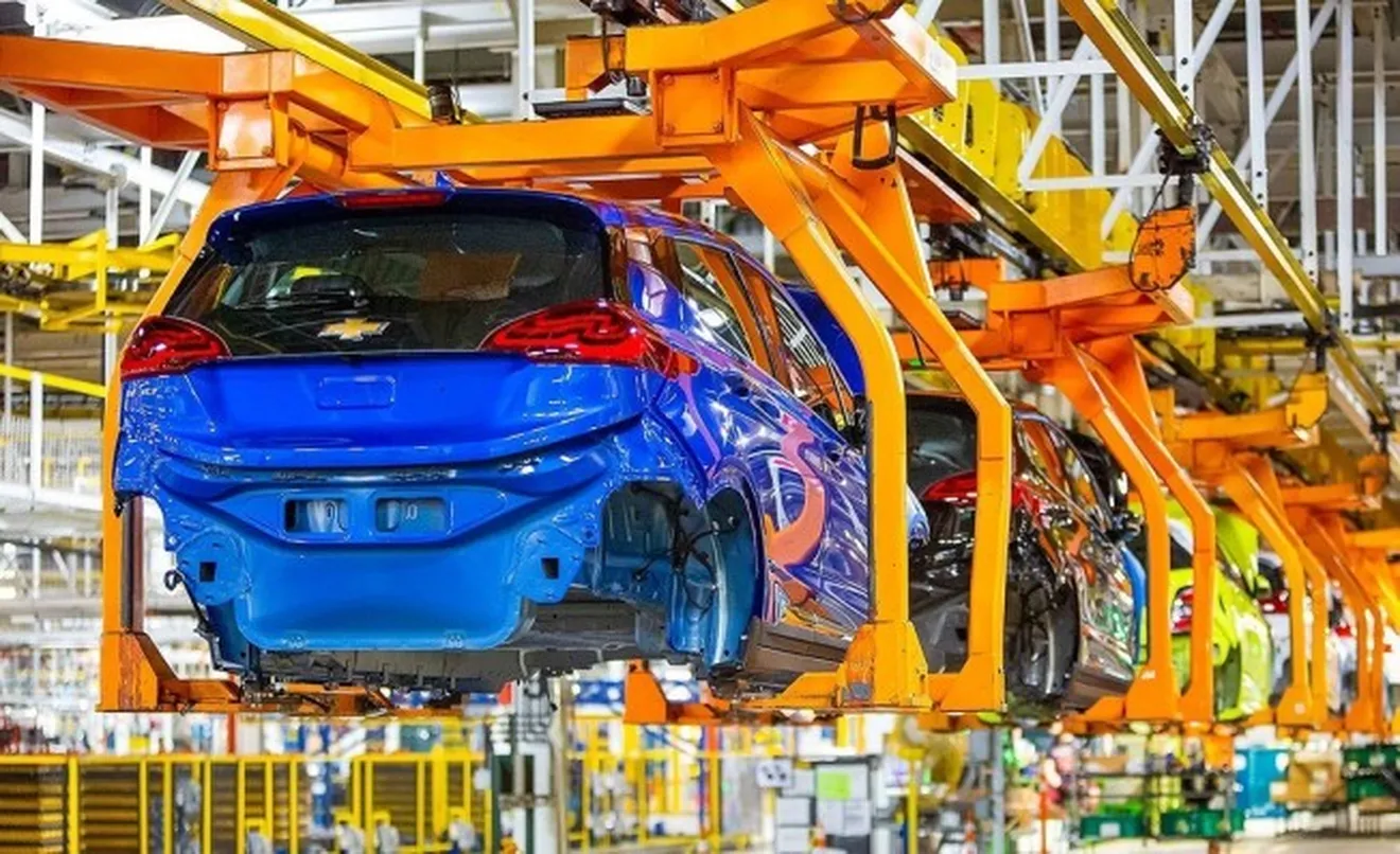 Producción del Chevrolet Bolt en la fábrica de General Motors