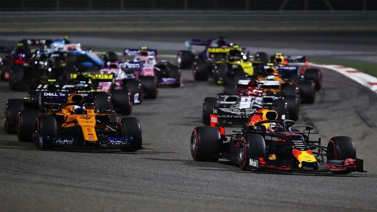 Sainz y Verstappen explican su accidente: "Con estos coches vamos a ciegas"