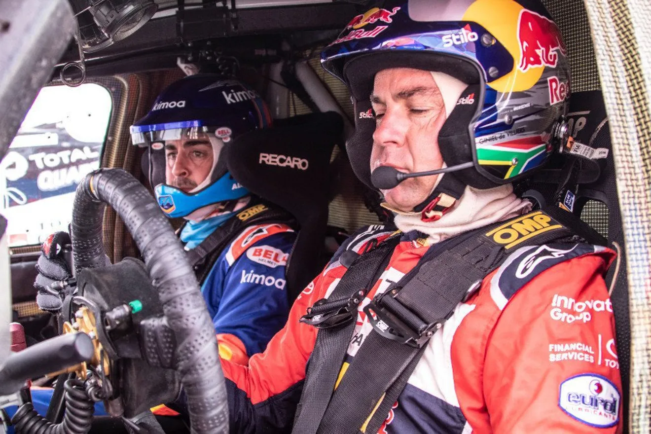 De Villiers: "Con trabajo y experiencia, Alonso lo puede hacer bien en el Dakar"