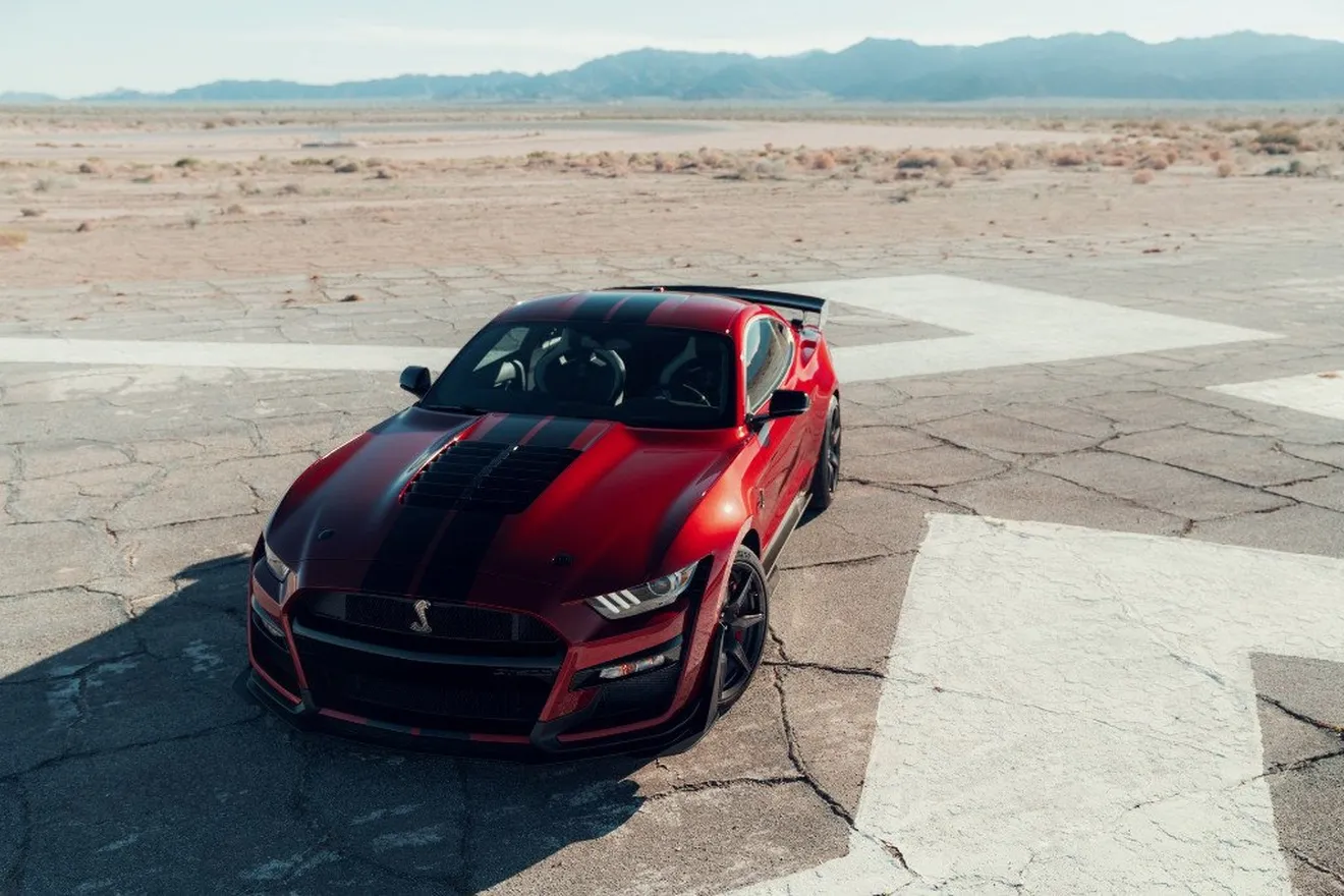 El nuevo Shelby GT500 se deja ver en la calle desnudo por primera vez