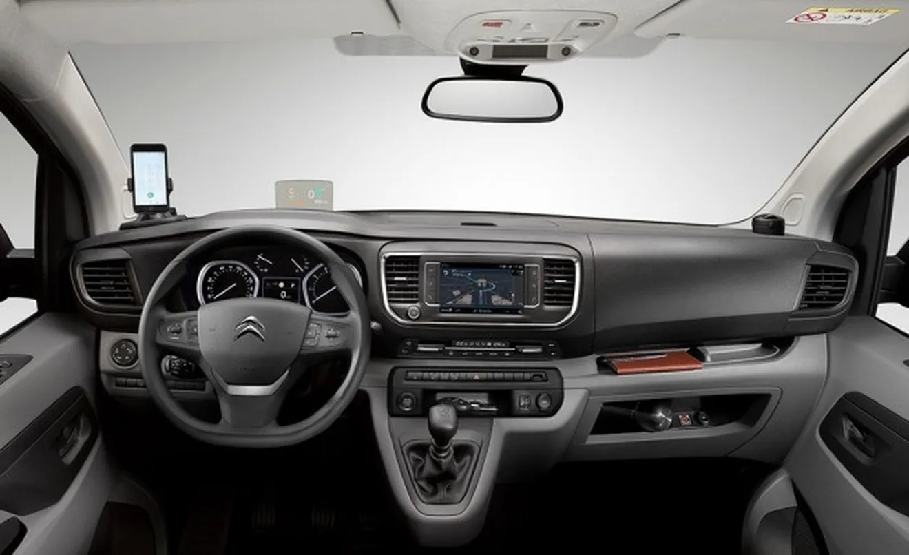 Citroën Jumpy 2019 - interior