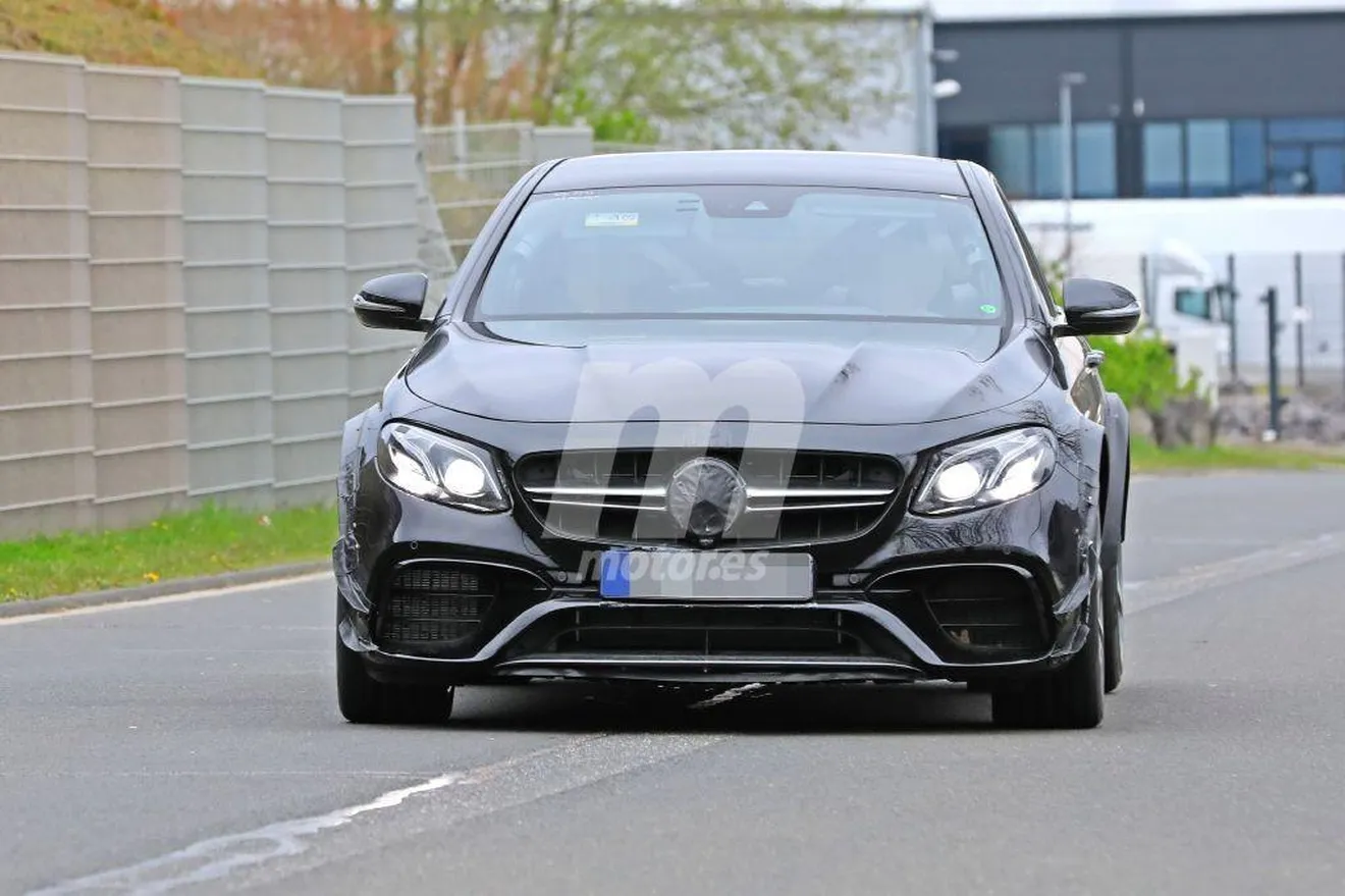 Mercedes-AMG comienza las pruebas del nuevo deportivo que relevará al SLC