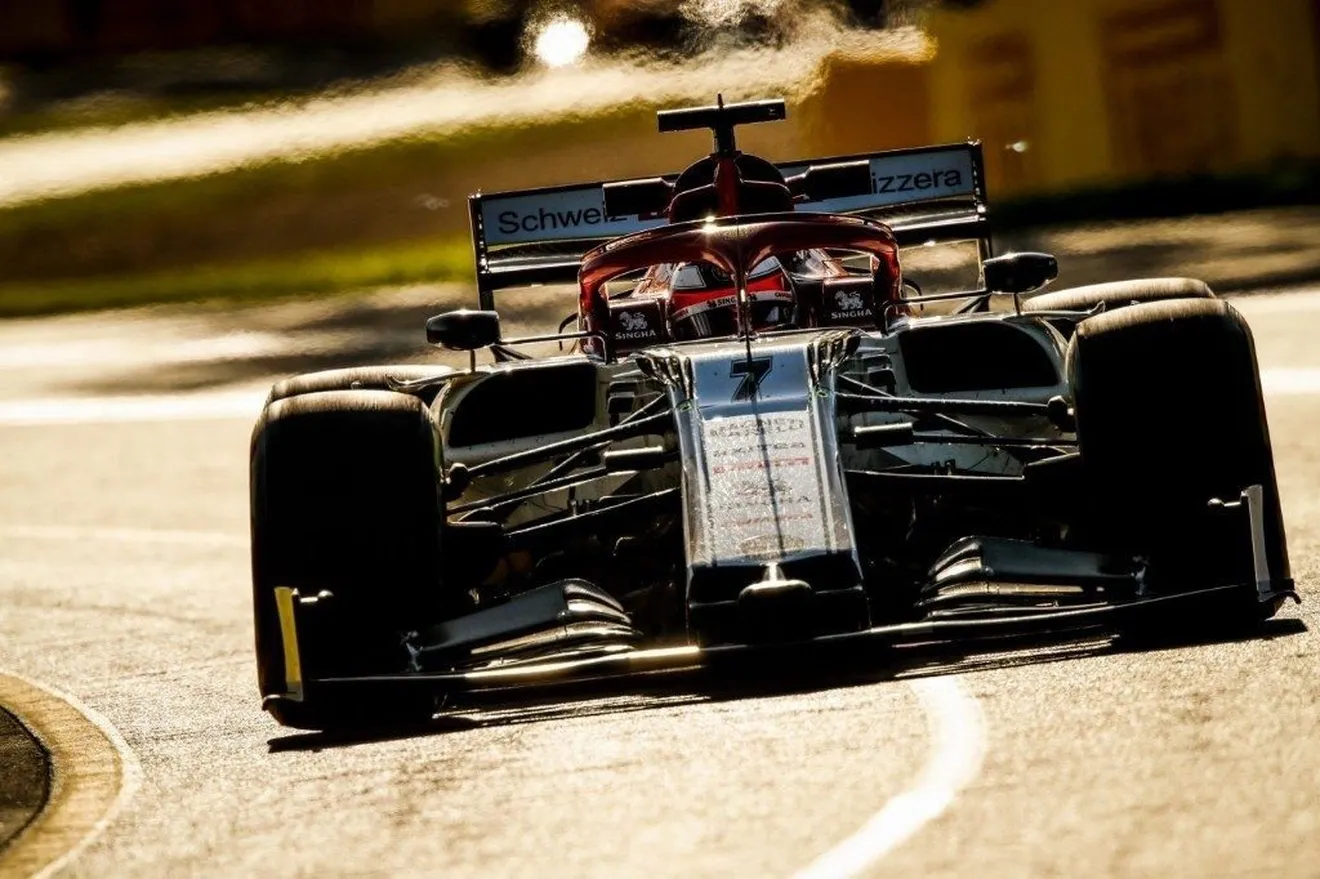 Räikkönen y la comparación entre los V8 e híbridos: "El pilotaje ya no es distinto"