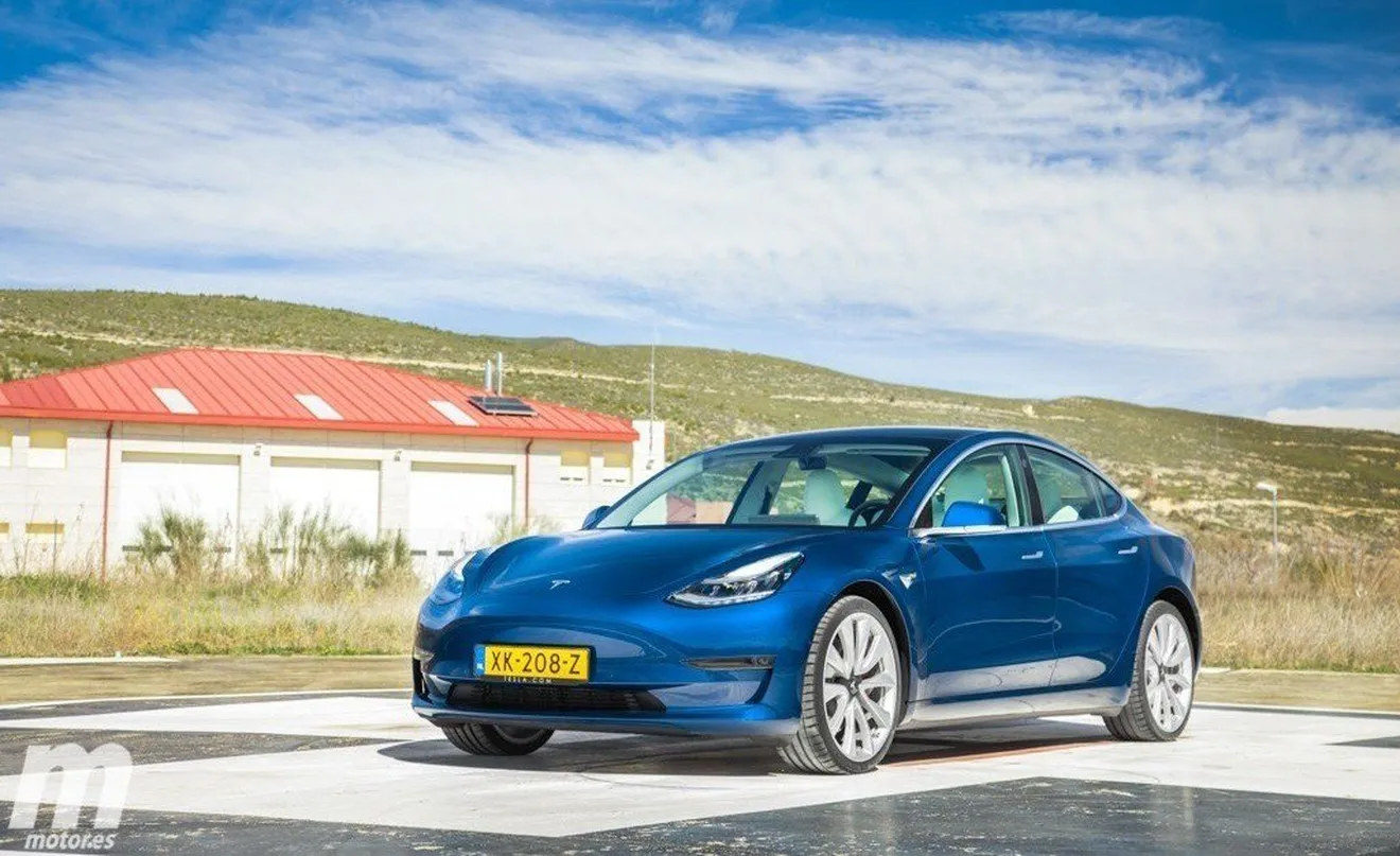 El Tesla Model 3 pierde fuelle en Europa y el Renault ZOE recupera el liderato