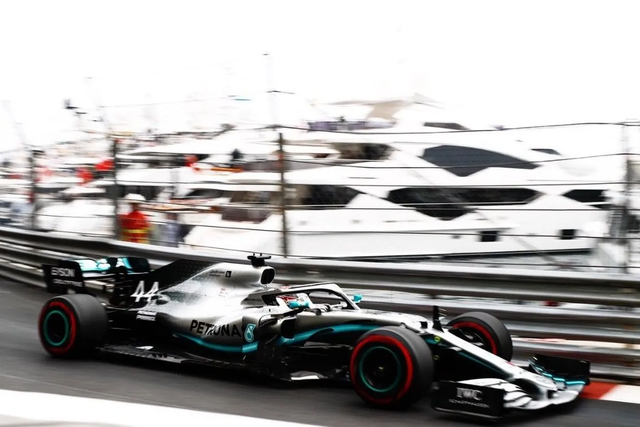 Día perfecto para Mercedes: "El coche ha sido manejable y agradable de pilotar" 