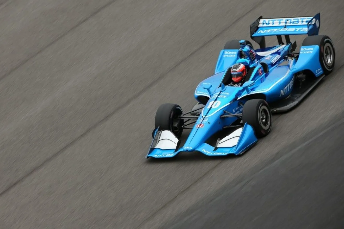 Felix Rosenqvist consigue en Indianápolis su primera pole