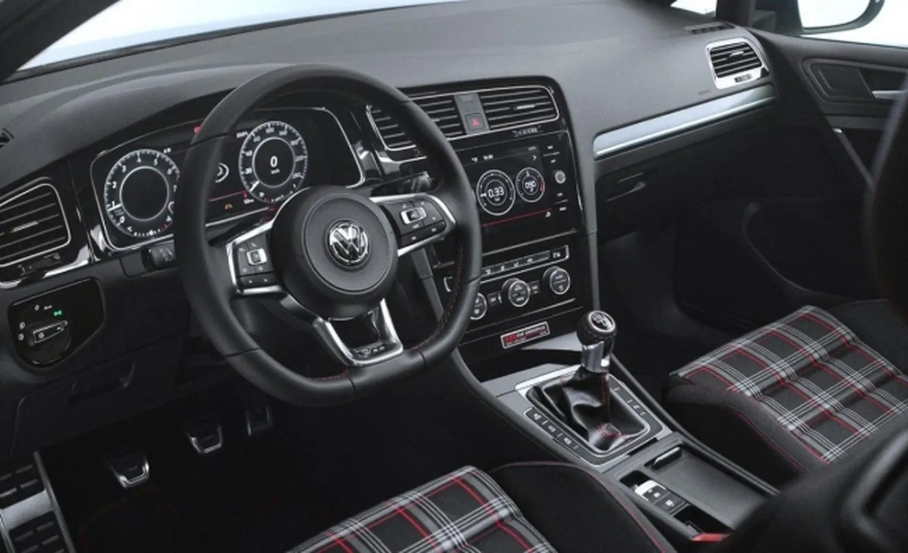 Volkswagen Golf GTI The Original - interior