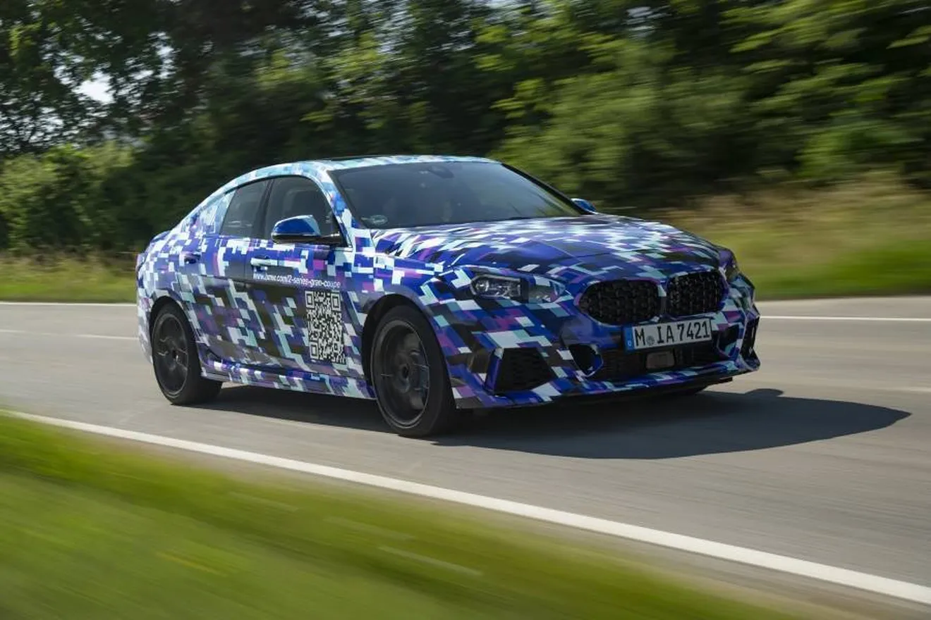 El nuevo BMW Serie 2 Gran Coupé se deja ver en fotos, aunque camuflado