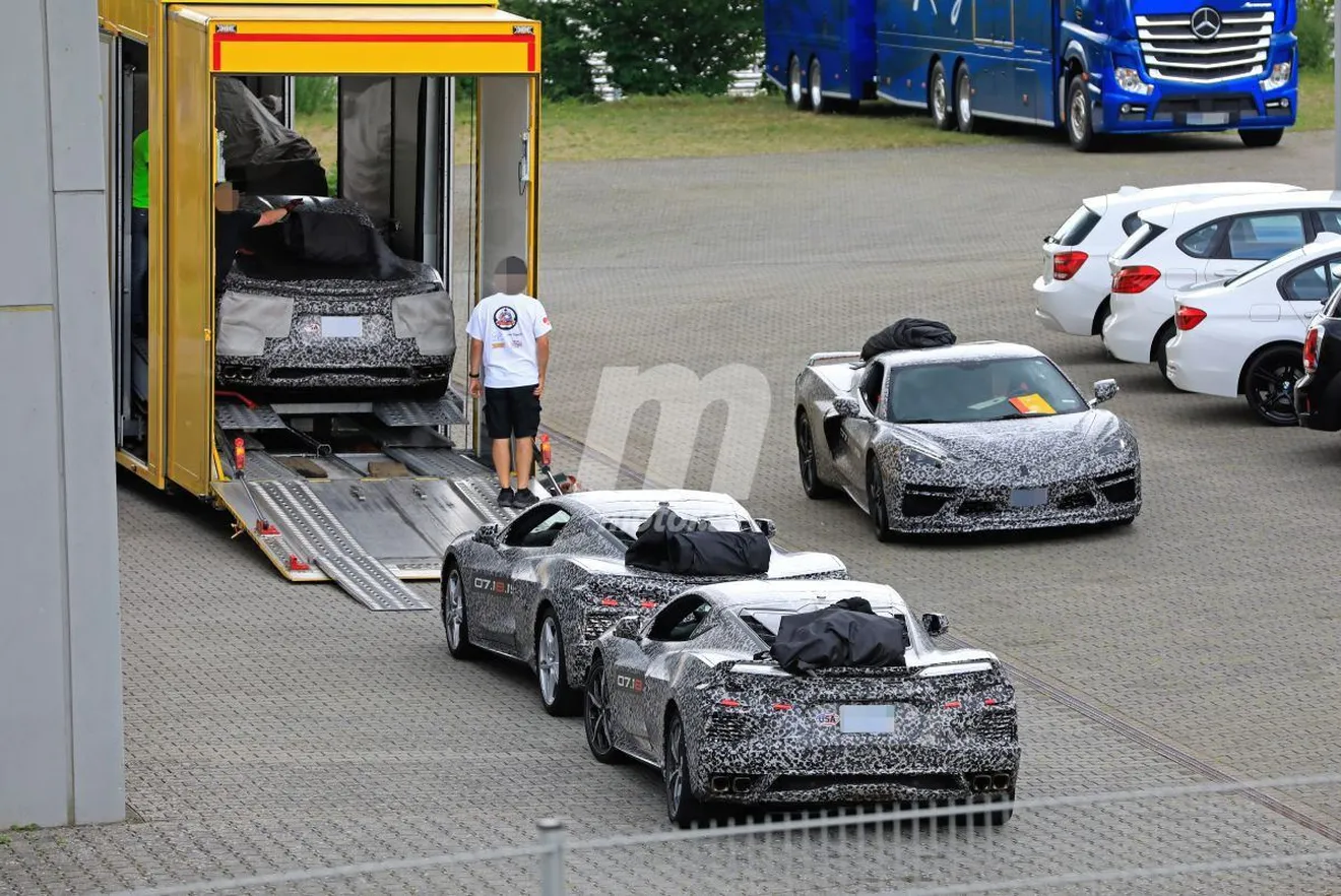 Pillamos al equipo de pruebas del Chevrolet Corvette abandonando Nürburgring