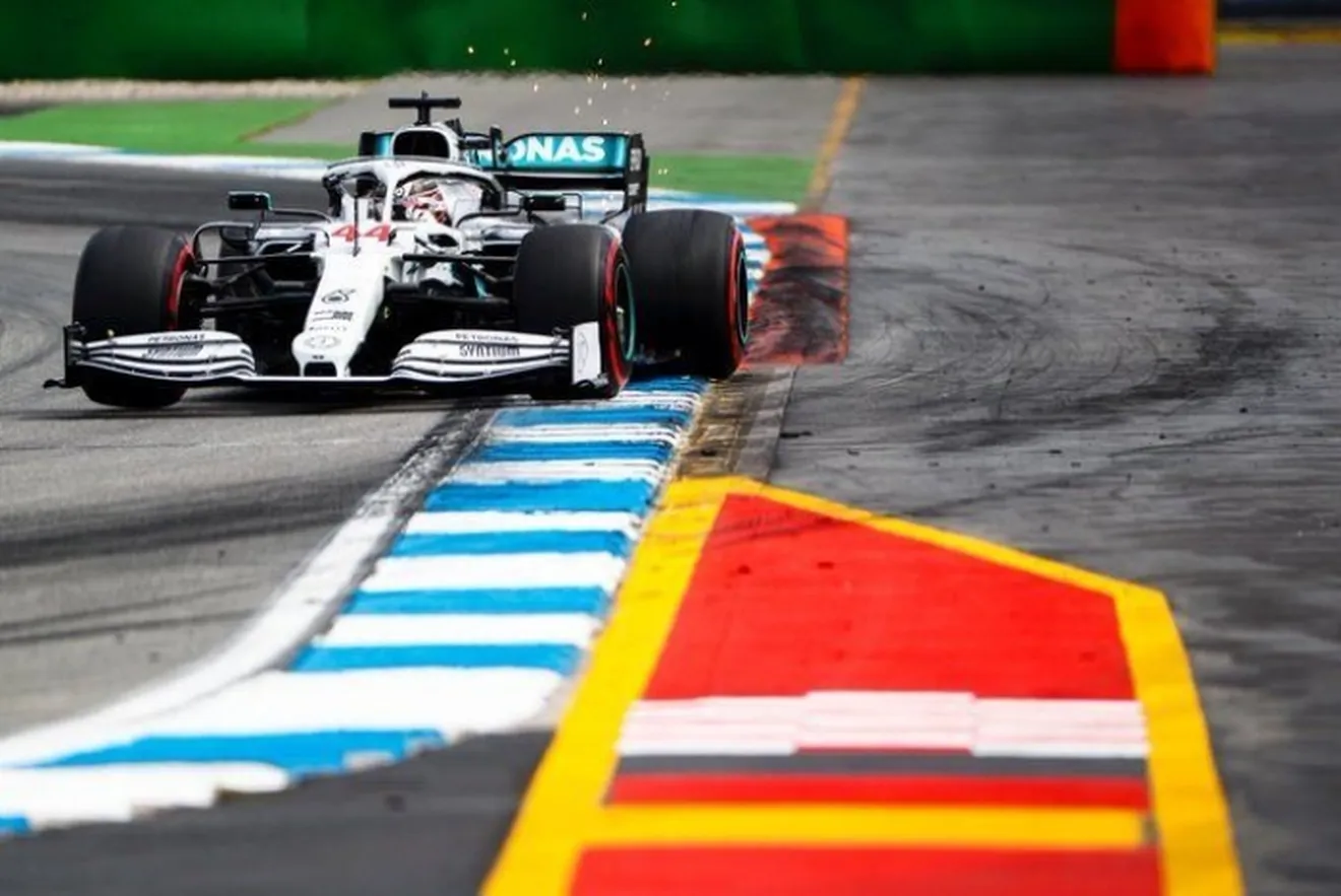 Hamilton aprovecha la debacle de Ferrari: "No sé cómo lo hemos hecho"