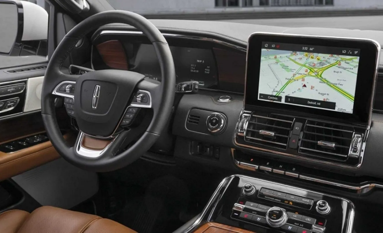 Lincoln Navigator 2020 - interior