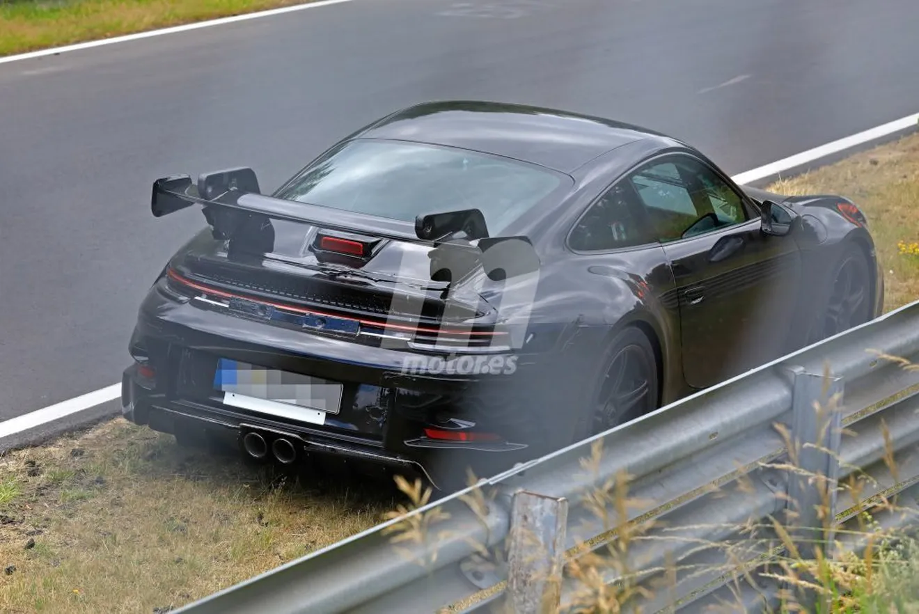 Un prototipo averiado del Porsche 911 GT3 nos permite acercarnos a su secreto alerón