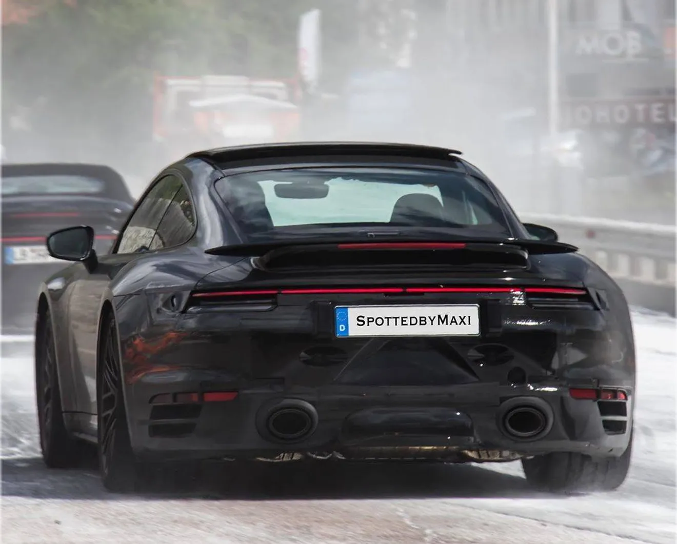 El futuro Porsche 911 Turbo ya se pasea con su paragolpes trasero definitivo