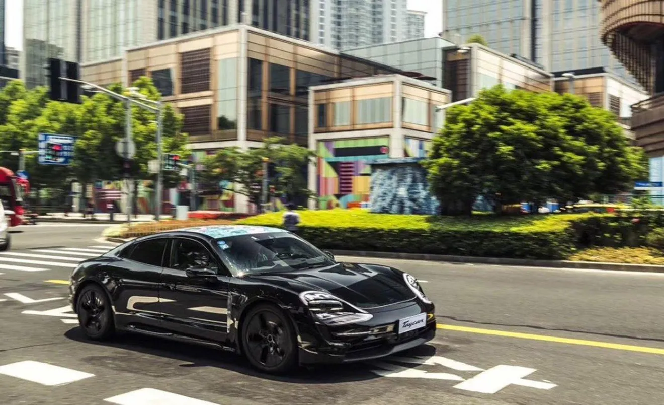 Todos los detalles de la visita del Porsche Taycan a Shanghái