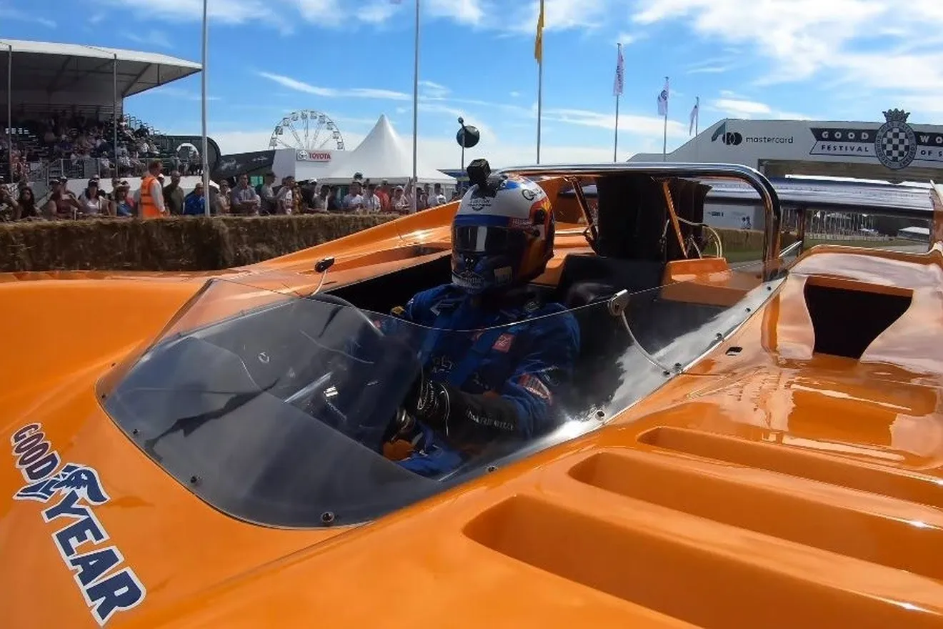 [Vídeo] Carlos Sainz, a bordo del mítico McLaren M8D Can-Am en Goodwood