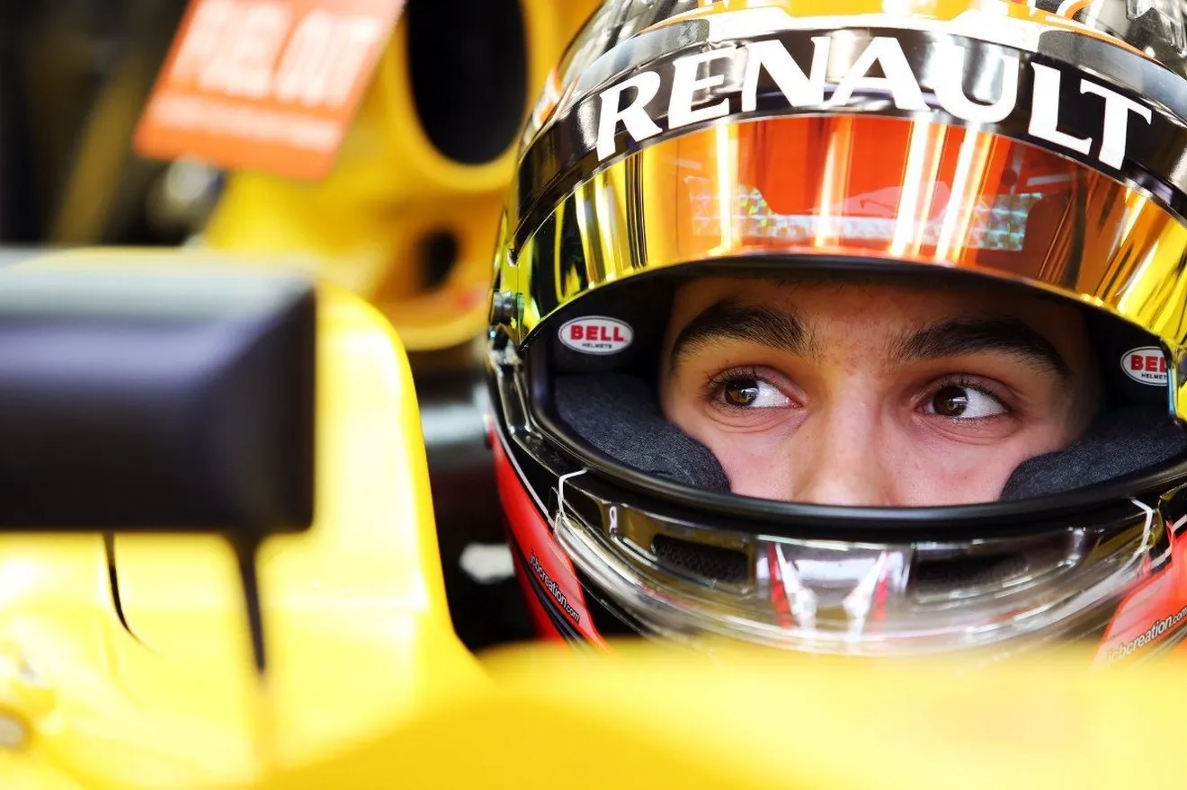 Esteban Ocon, piloto oficial de Renault para 2020
