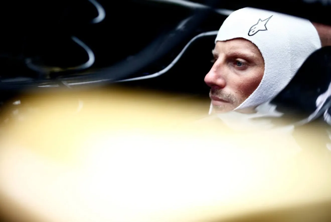 Grosjean cree que seguirá en la F1, pero admite interés en la Fórmula E