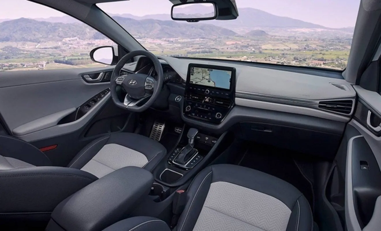 Hyundai IONIQ Híbrido 2020 - interior