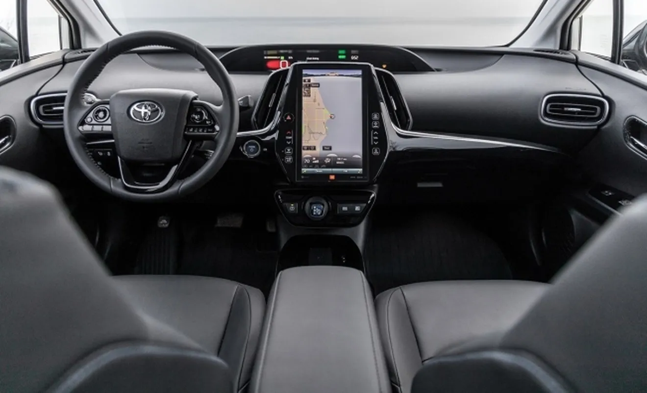 Toyota Prius 2020 - interior
