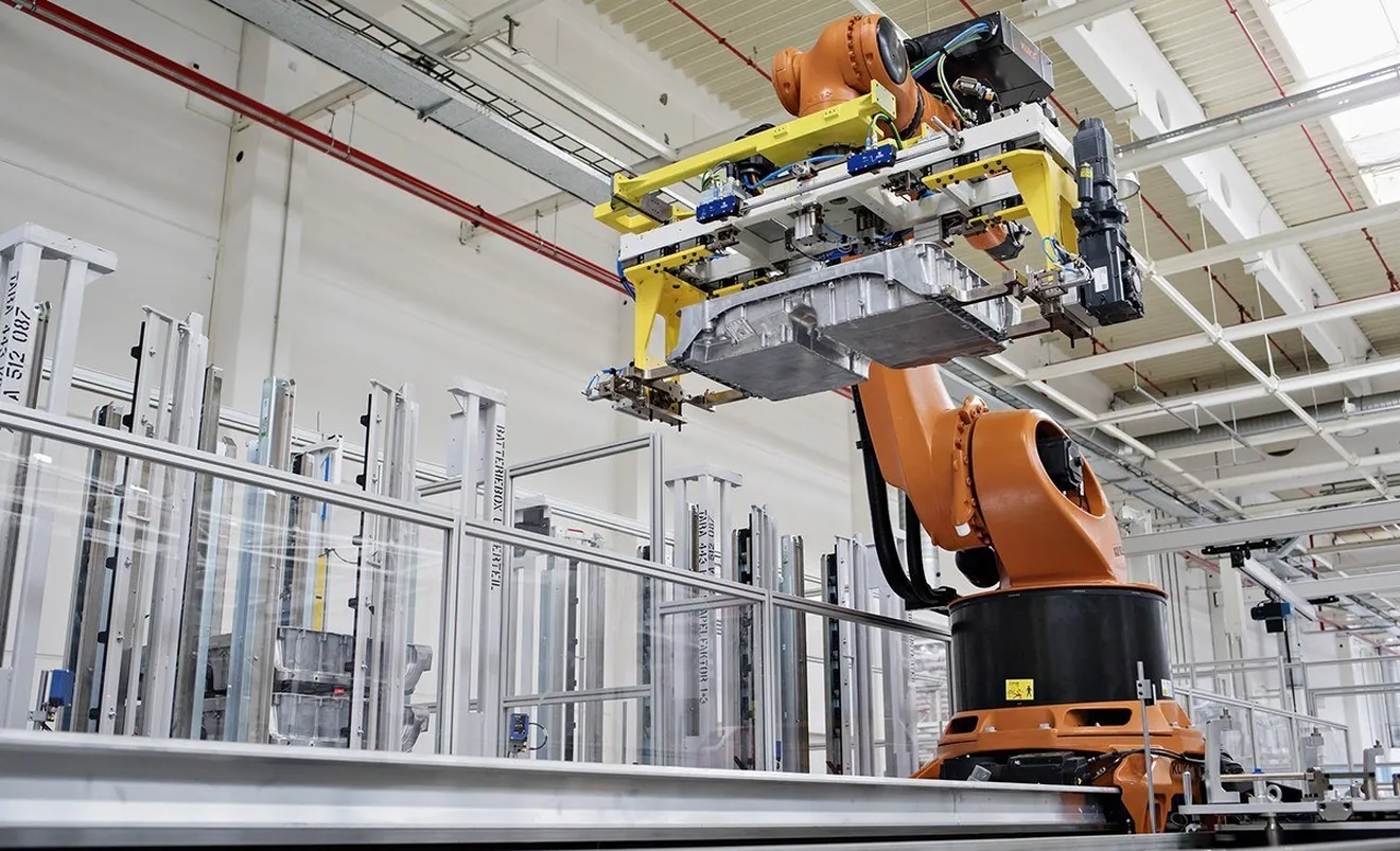Skoda ya fabrica las baterías para los coches híbridos del Grupo Volkswagen