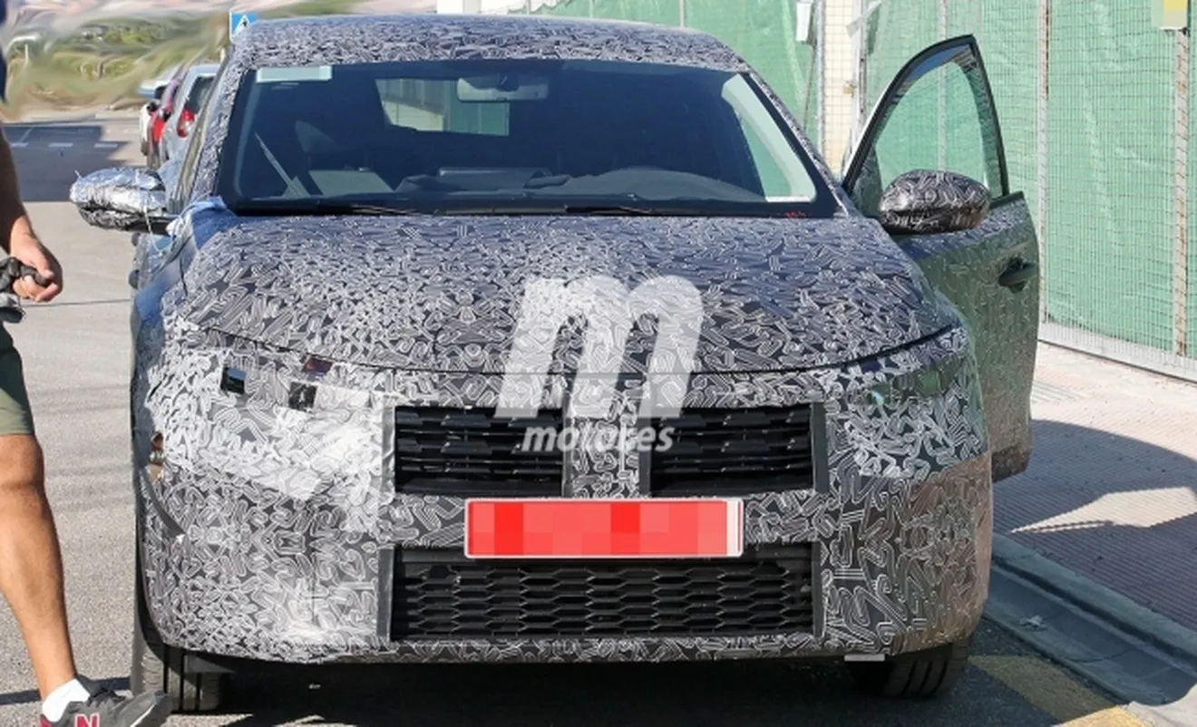Dacia Sandero 2020 - foto espía frontal