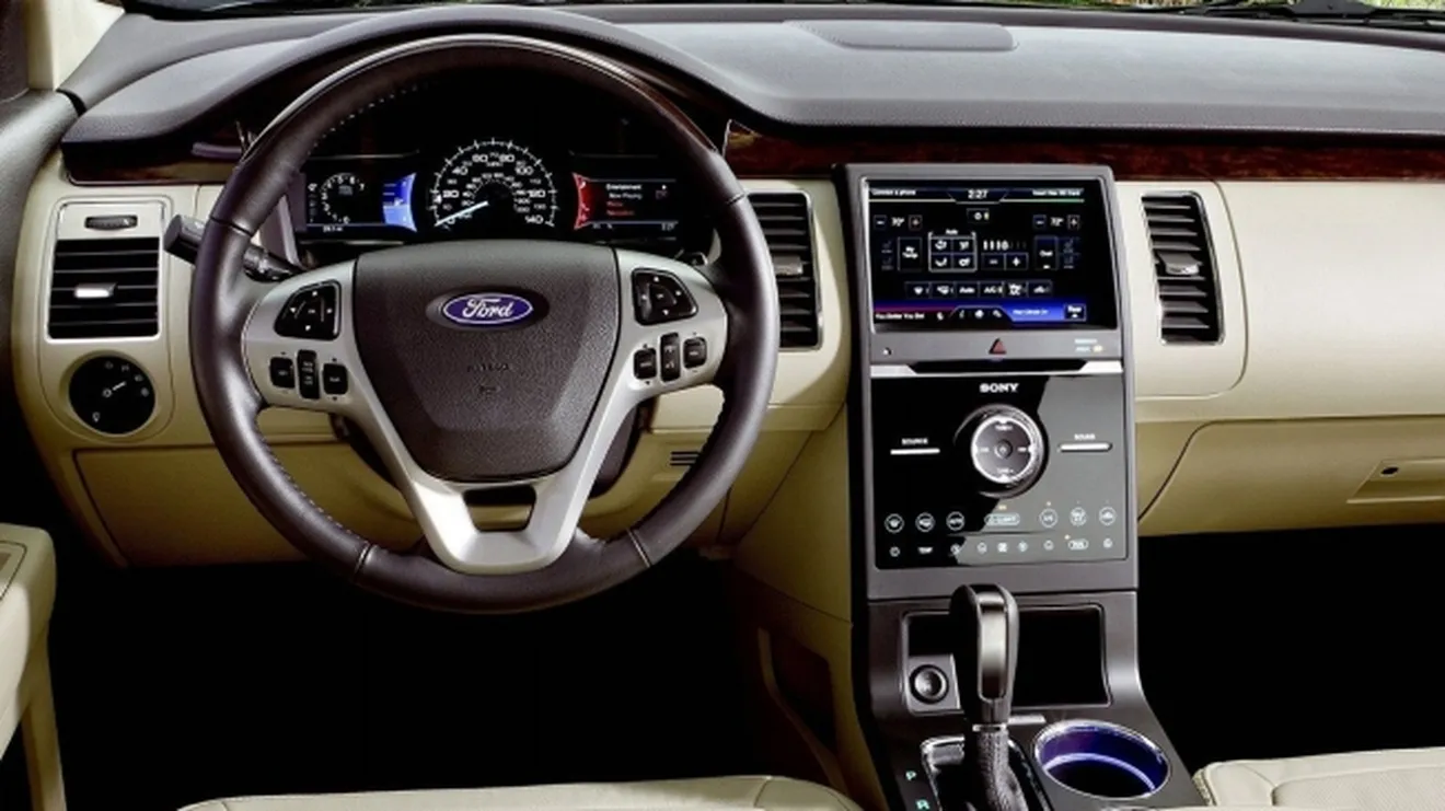 Ford Flex - interior