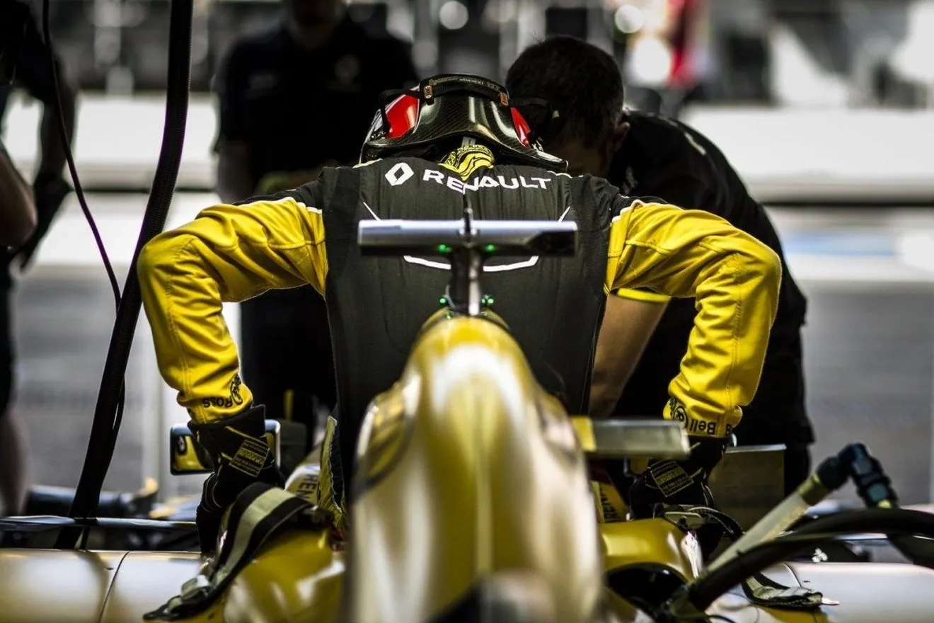 Renault explica por qué es el momento de Ocon y el plan con los pilotos de su programa