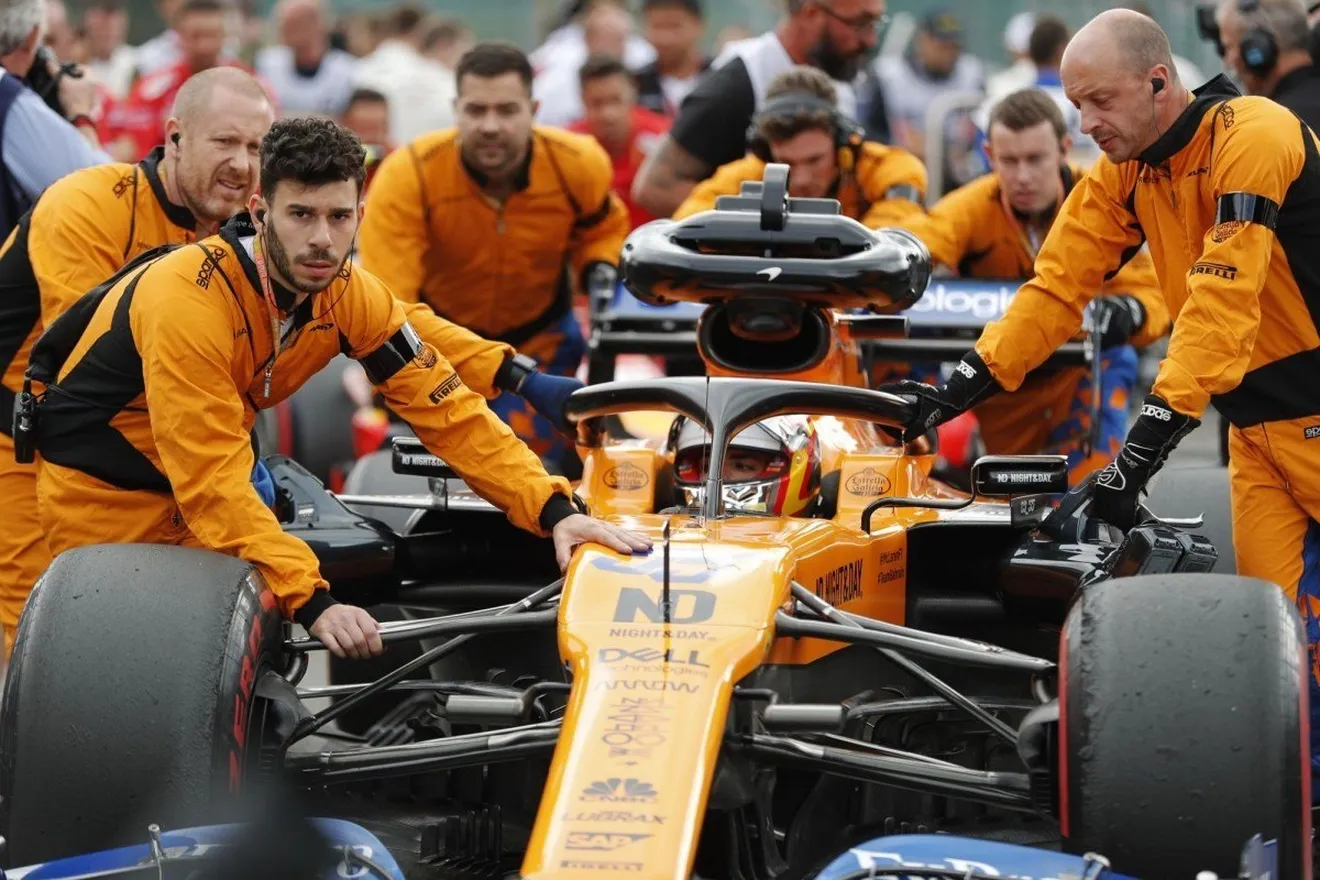 Sainz: "En McLaren el ambiente es muy bueno, distinto al de Toro Rosso y Renault"