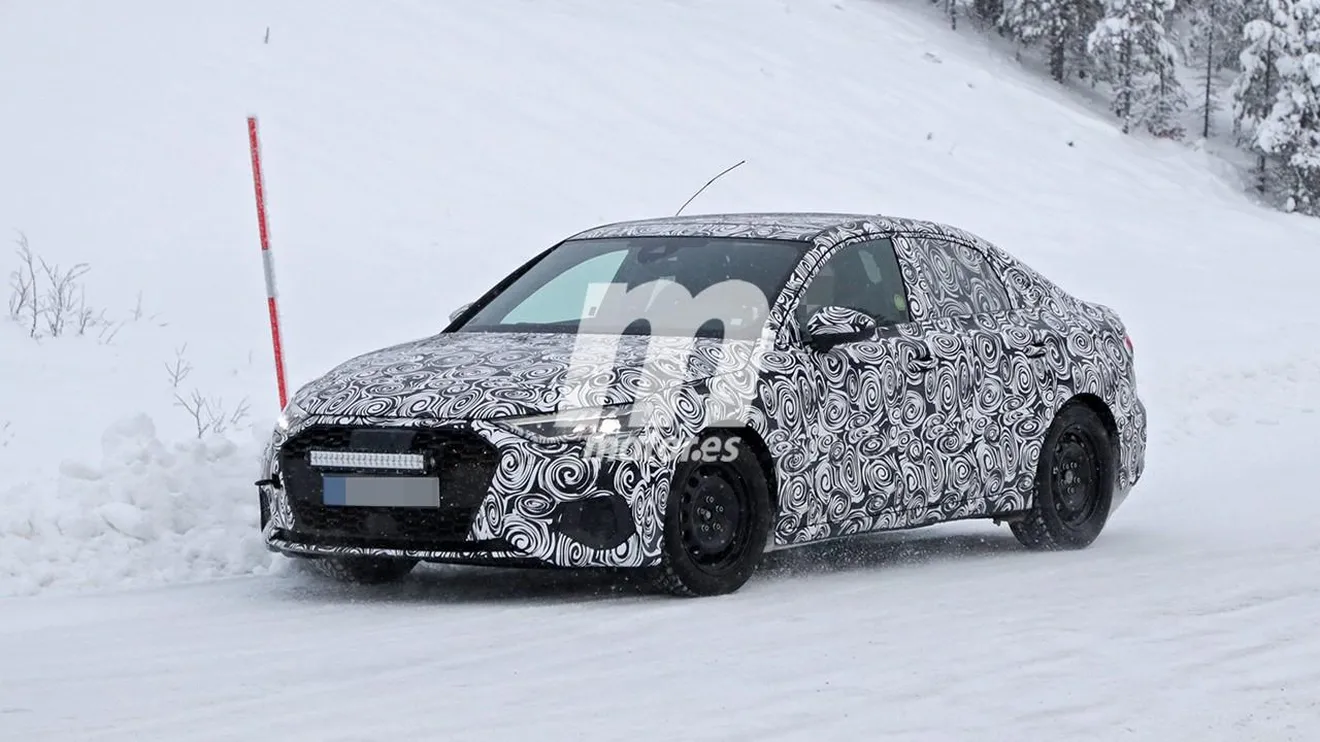 El nuevo Audi A3 Sedán 2020 se enfrenta al frío y la nieve