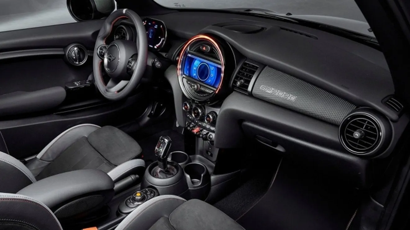 MINI John Cooper Works GP - interior