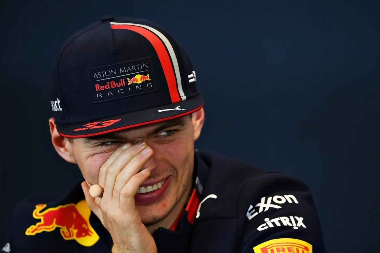 Verstappen responde a las críticas de Vettel y Hamilton: "Estoy en sus cabezas"
