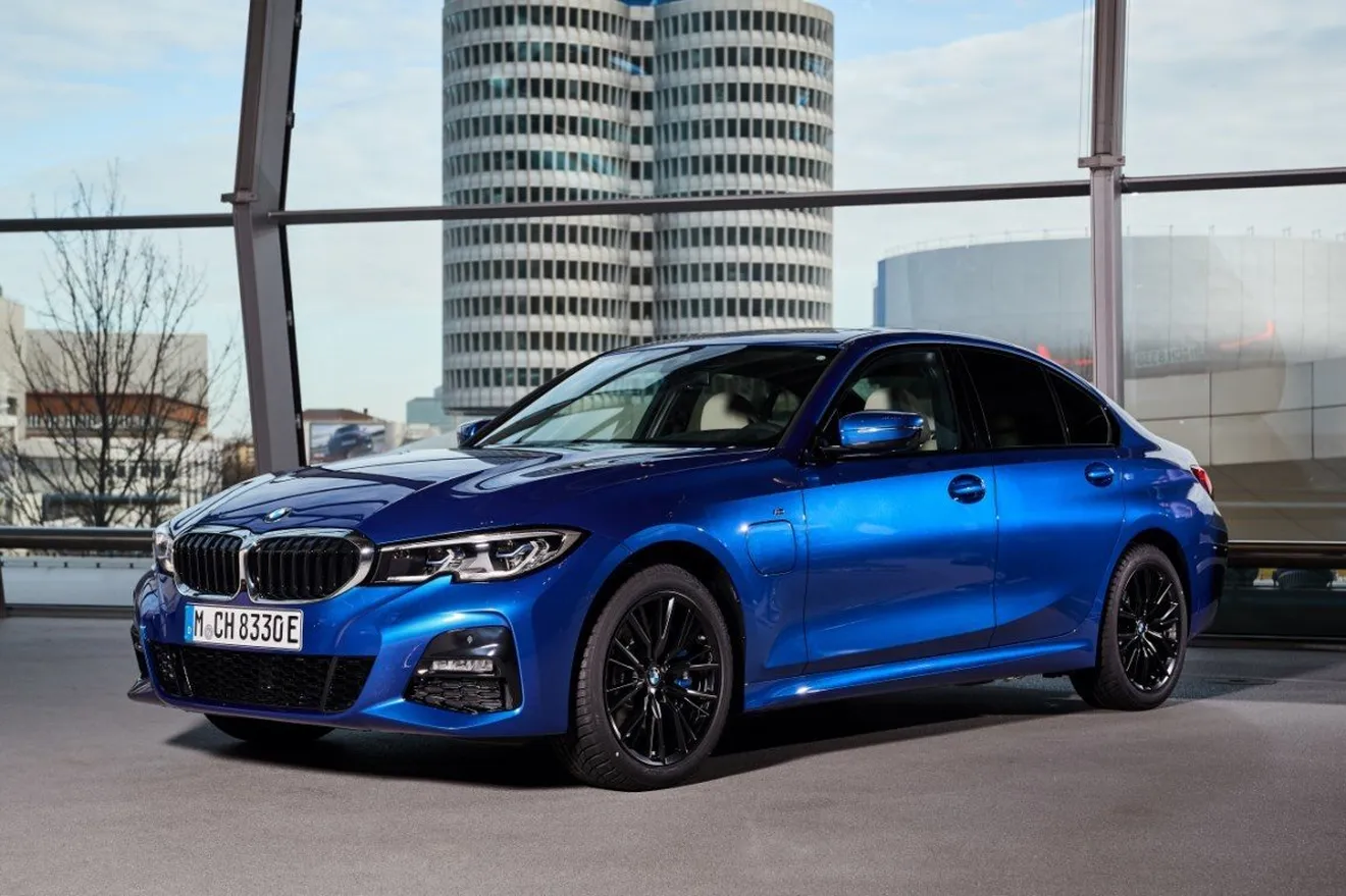 BMW alcanza un nuevo récord de producción: 500.000 unidades de híbridos y eléctricos