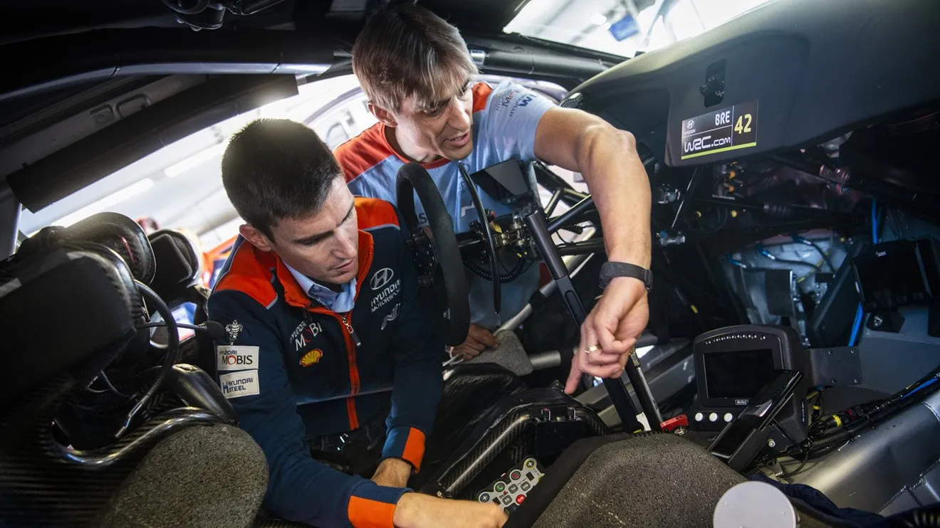 Hyundai valora crear un segundo equipo para Breen y Mikkelsen en el WRC