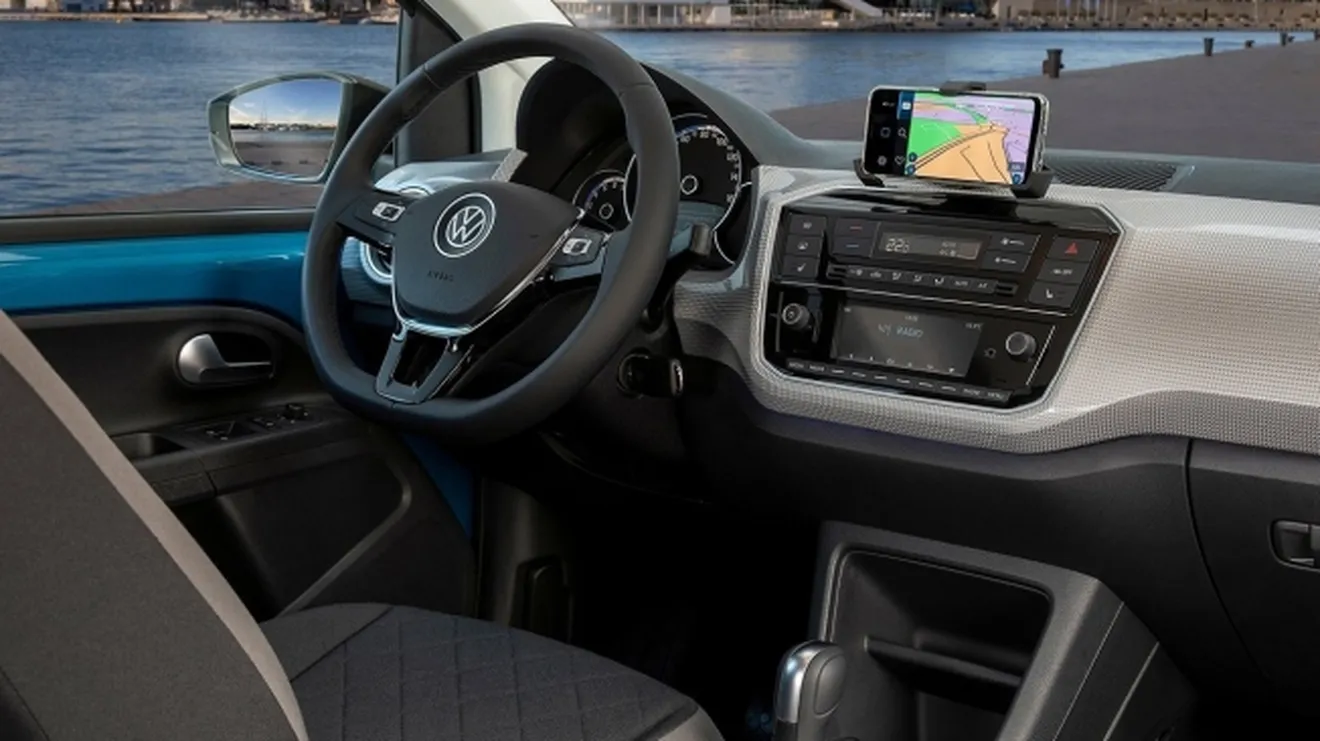 Volkswagen e-up! 2020 - interior
