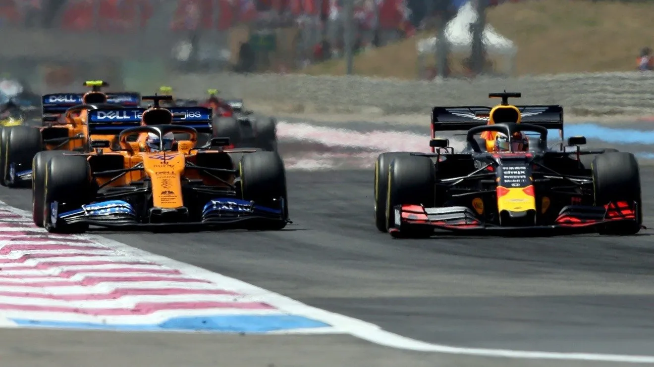Marko valora a Carlos Sainz: «Es rápido, pero no es Verstappen»