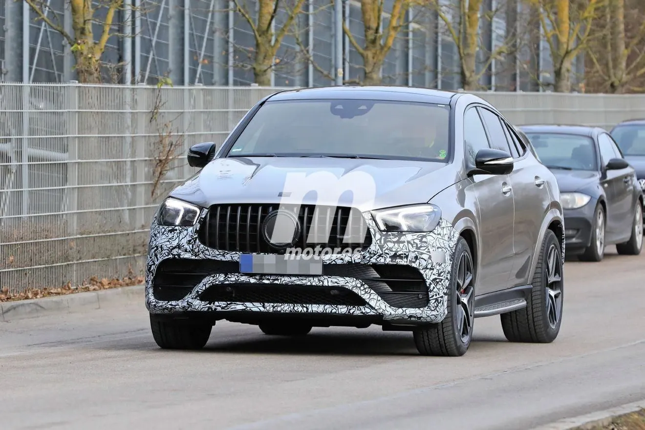 Nuevas fotos espía del Mercedes-AMG GLE 63 Coupé 4MATIC destapan al SUV deportivo