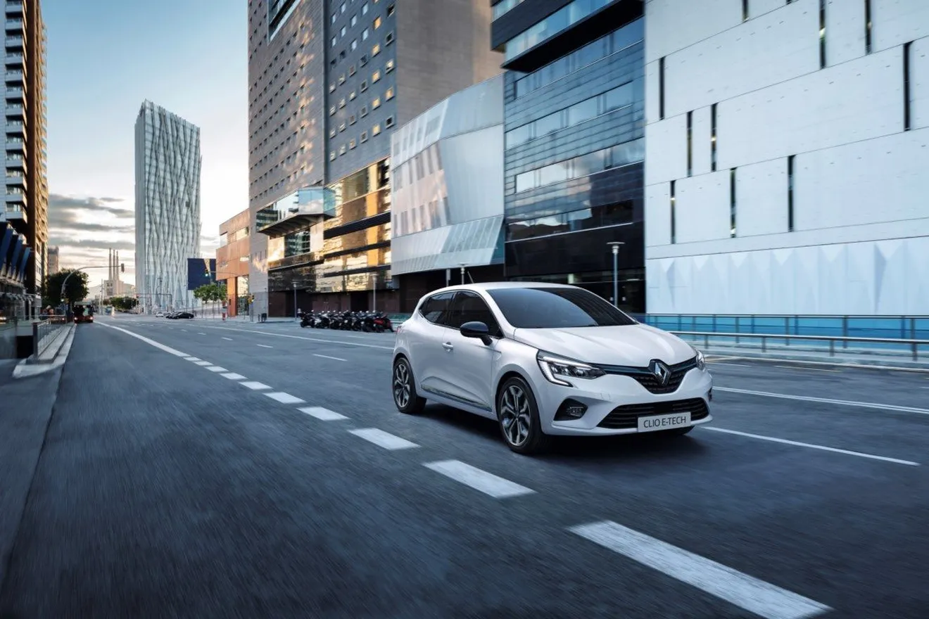 Renault Clio E-Tech, se estrena la nueva versión híbrida en el utilitario francés