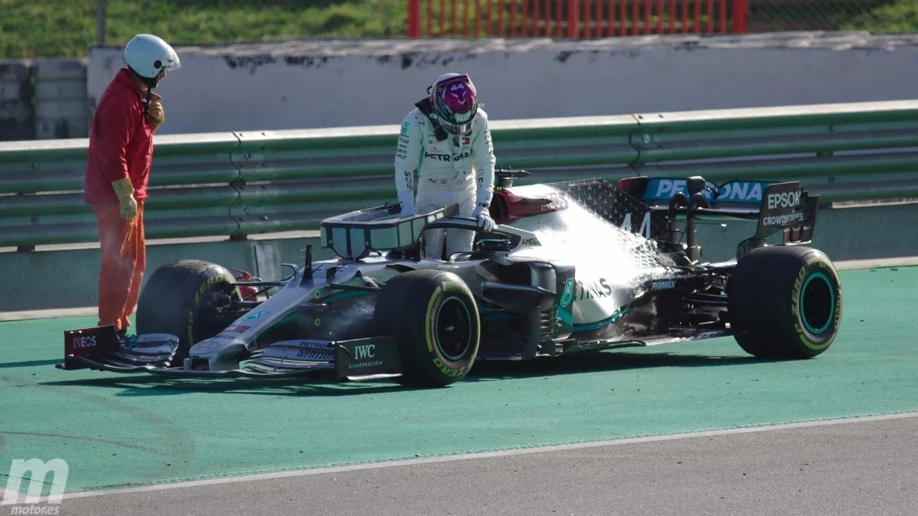 Vettel lidera y el motor de Hamilton tose en el penúltimo día de test
