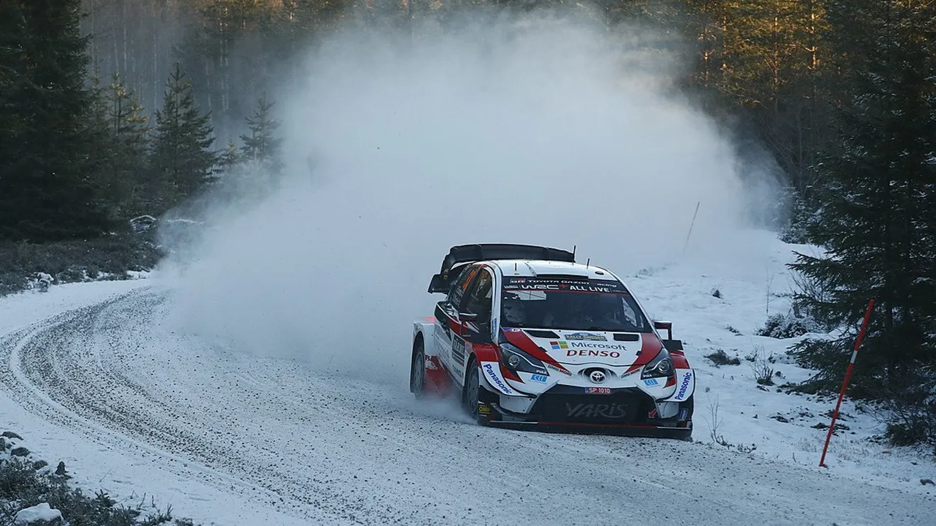 Elfyn Evans toma el mando en los primeros tramos del Rally de Suecia