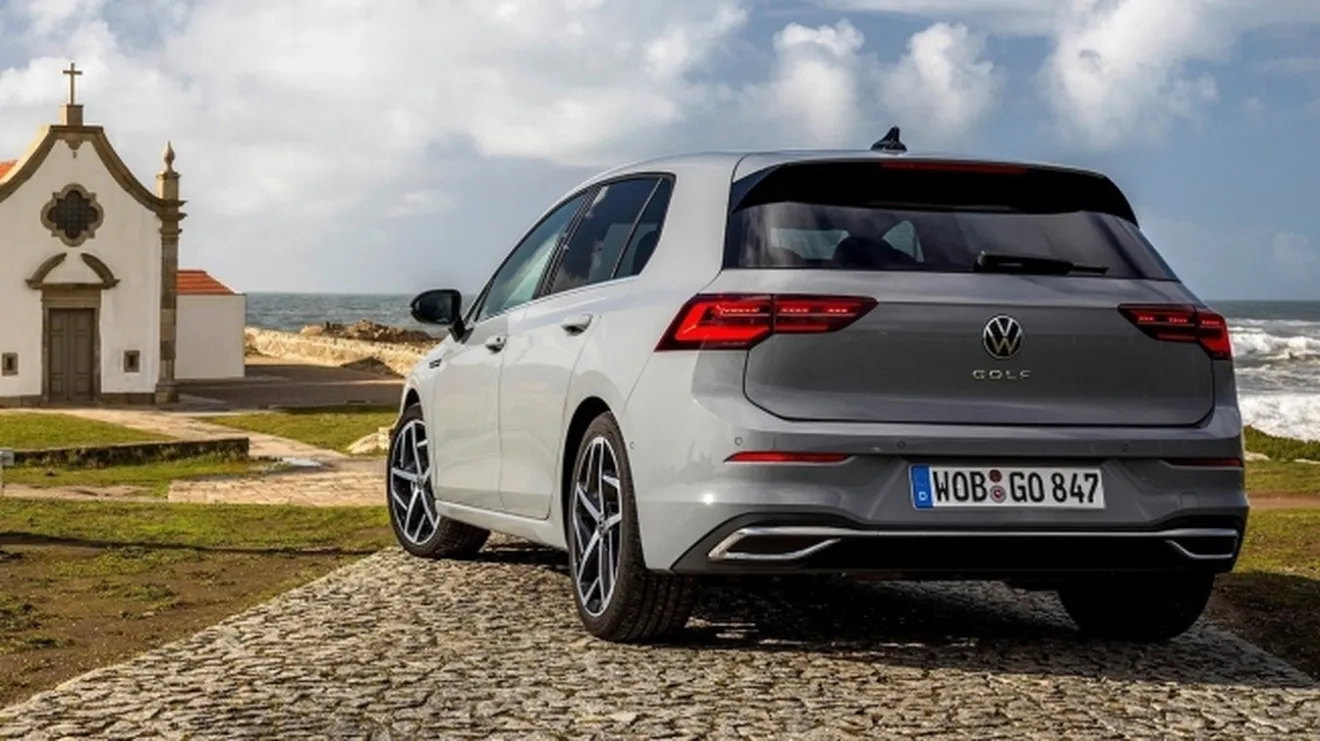 Volkswagen Golf 2020 - posterior