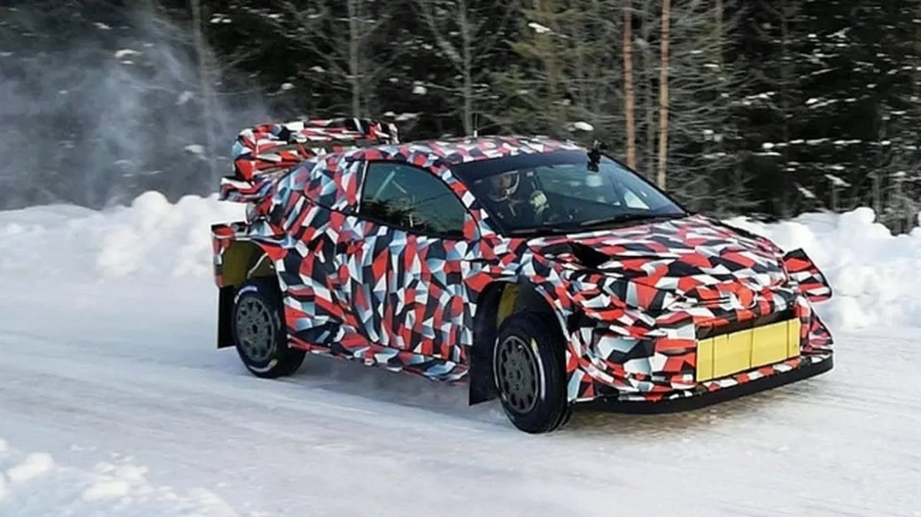 Primeros pruebas del nuevo Toyota Yaris WRC para la temporada 2021