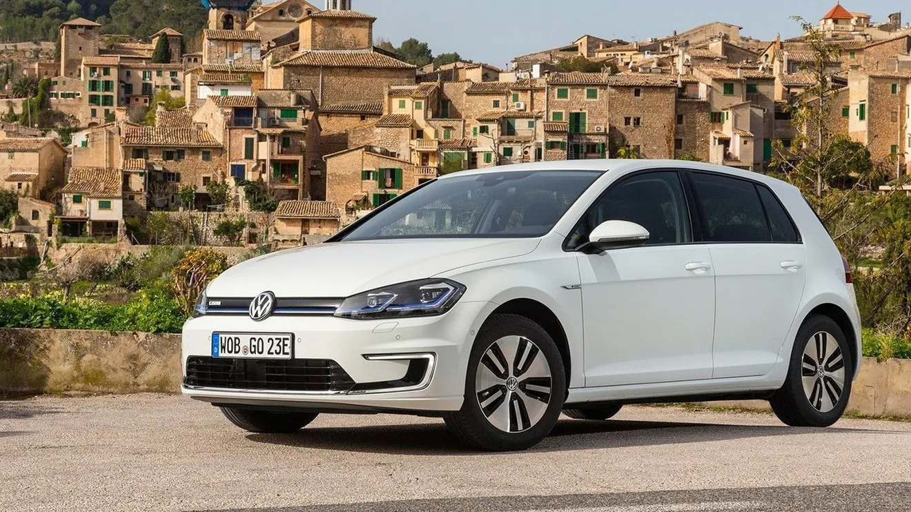 El Volkswagen e-Golf está en oferta, ¿merece la pena o mejor esperar al ID.3?