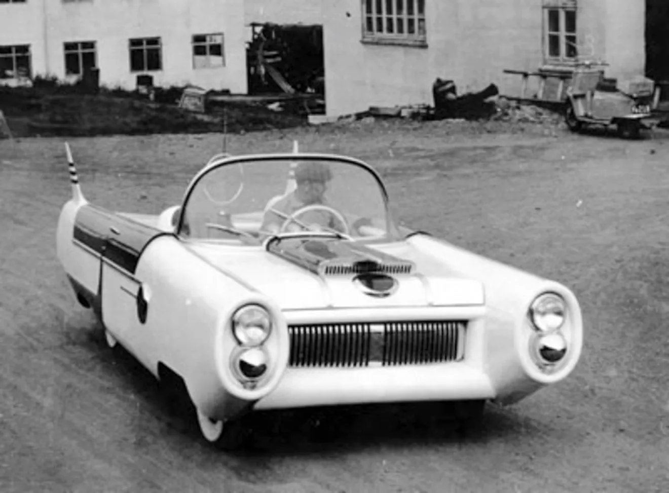 Almar Nordhaug De Luxe Dream Car, el primer coche de las Islas Feroe