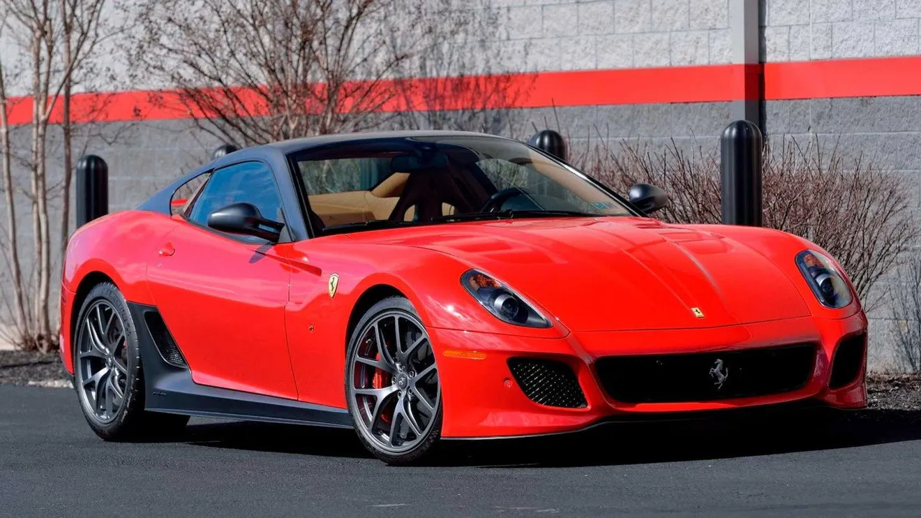 Aparece un Ferrari 599 GTO de 2011 casi a estrenar