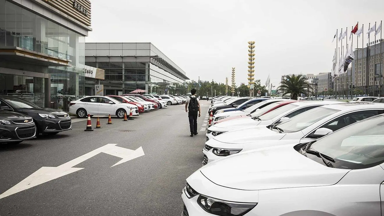 Las ventas de coches en China crecen por primera vez desde el brote de coronavirus