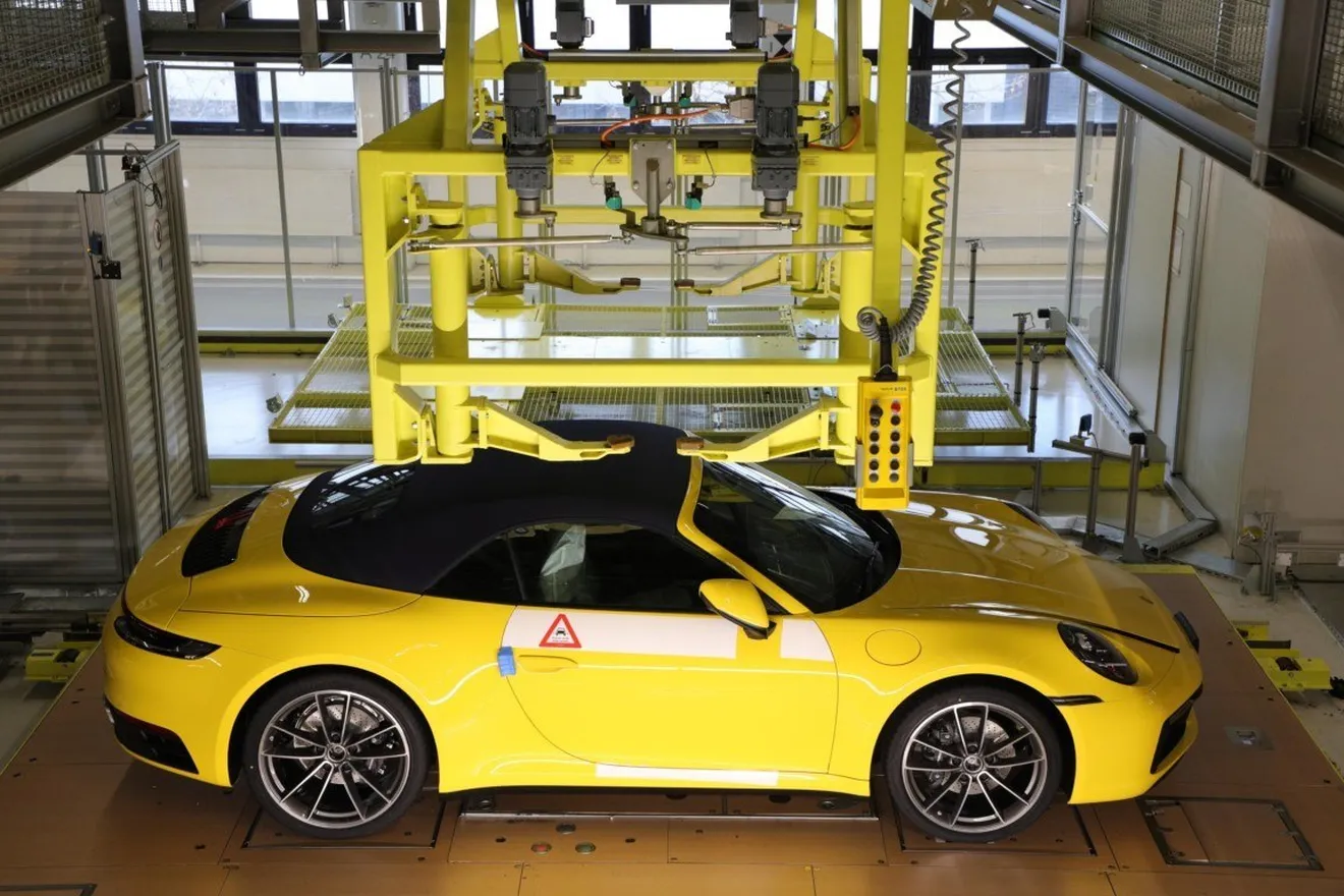 Porsche ofrece un seguimiento digital de la producción de los 911 y 718