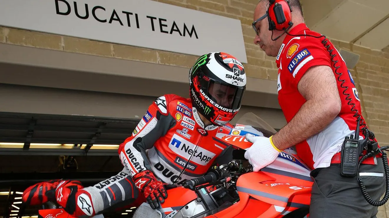 Gigi Dall'Igna no descarta que Jorge Lorenzo pueda volver a Ducati